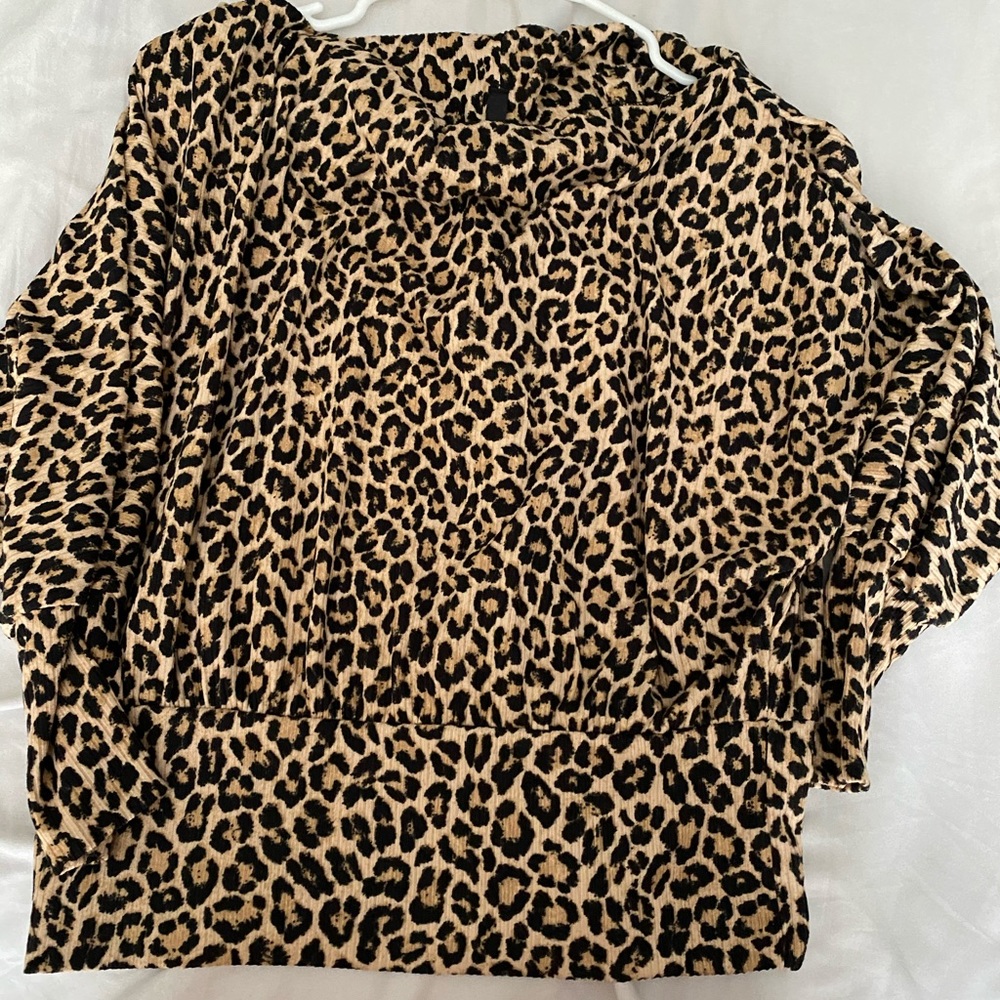 Off the shoulder cheetah print top